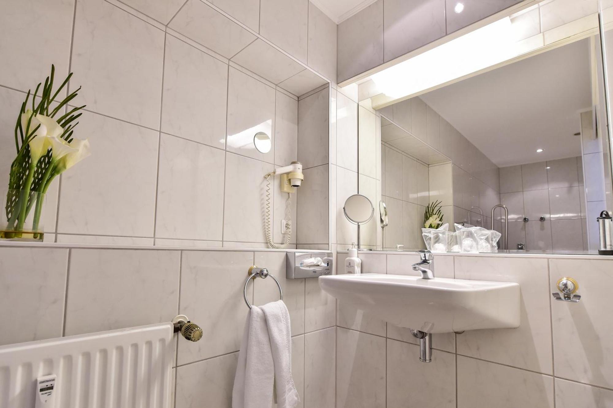 Stadt Hotel Iserlohn Quarto foto